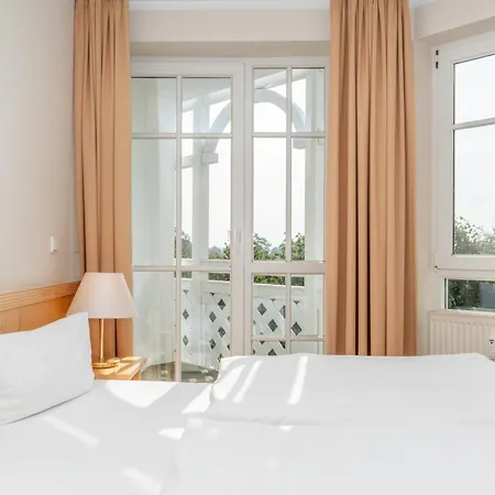 544, Seepark Apartment *